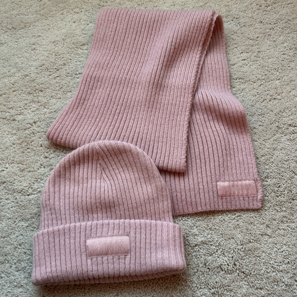 PINK Victoria's Secret Kids Ribbed Beanie and Scarf Set - Picture 7 of 8